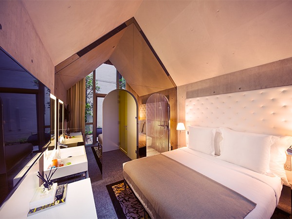 M Social Singapore Unveiled Sleeper M Social Singapore Unveiled Sleeper