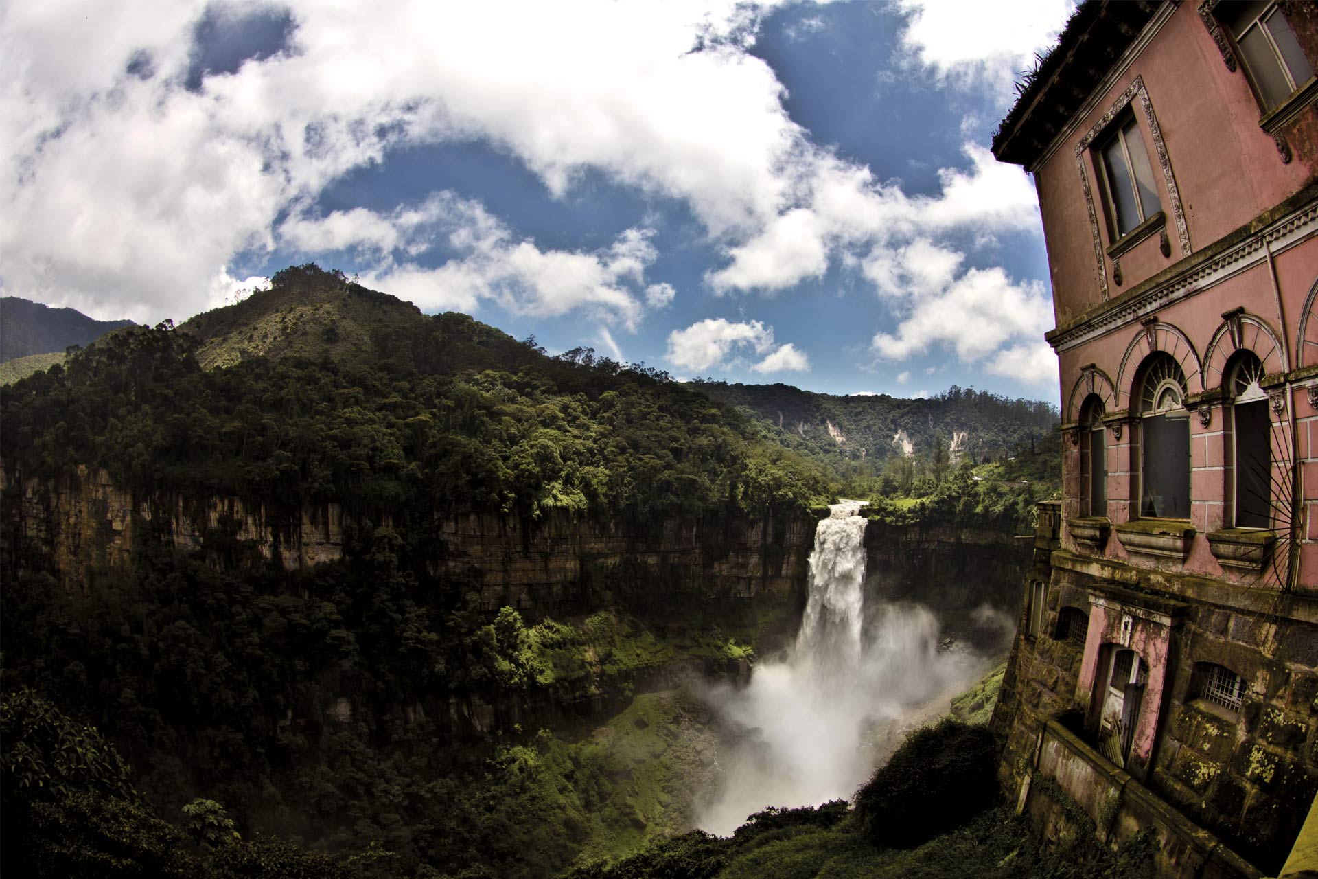 Hotel del Salto in Colombia