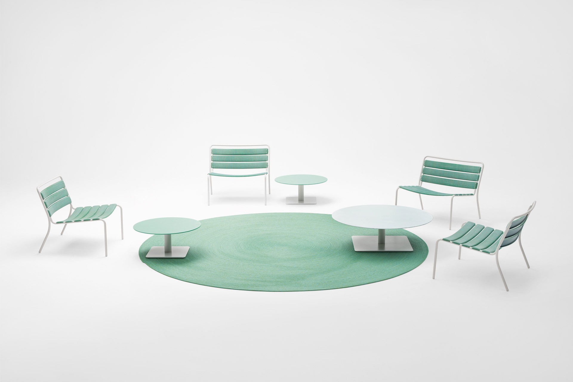 David Rockwell designs outdoor seating collection for Paola Lenti Sleeper