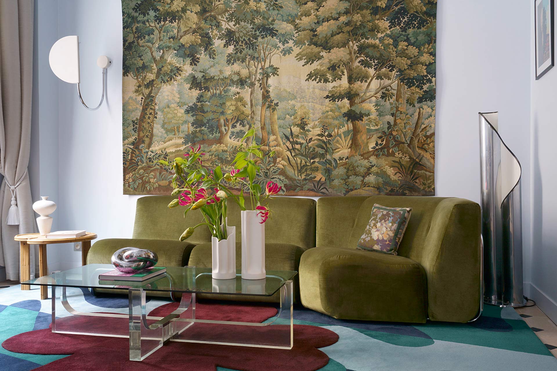 Touriste's Hôtel Beauregard arrives in Paris Sleeper