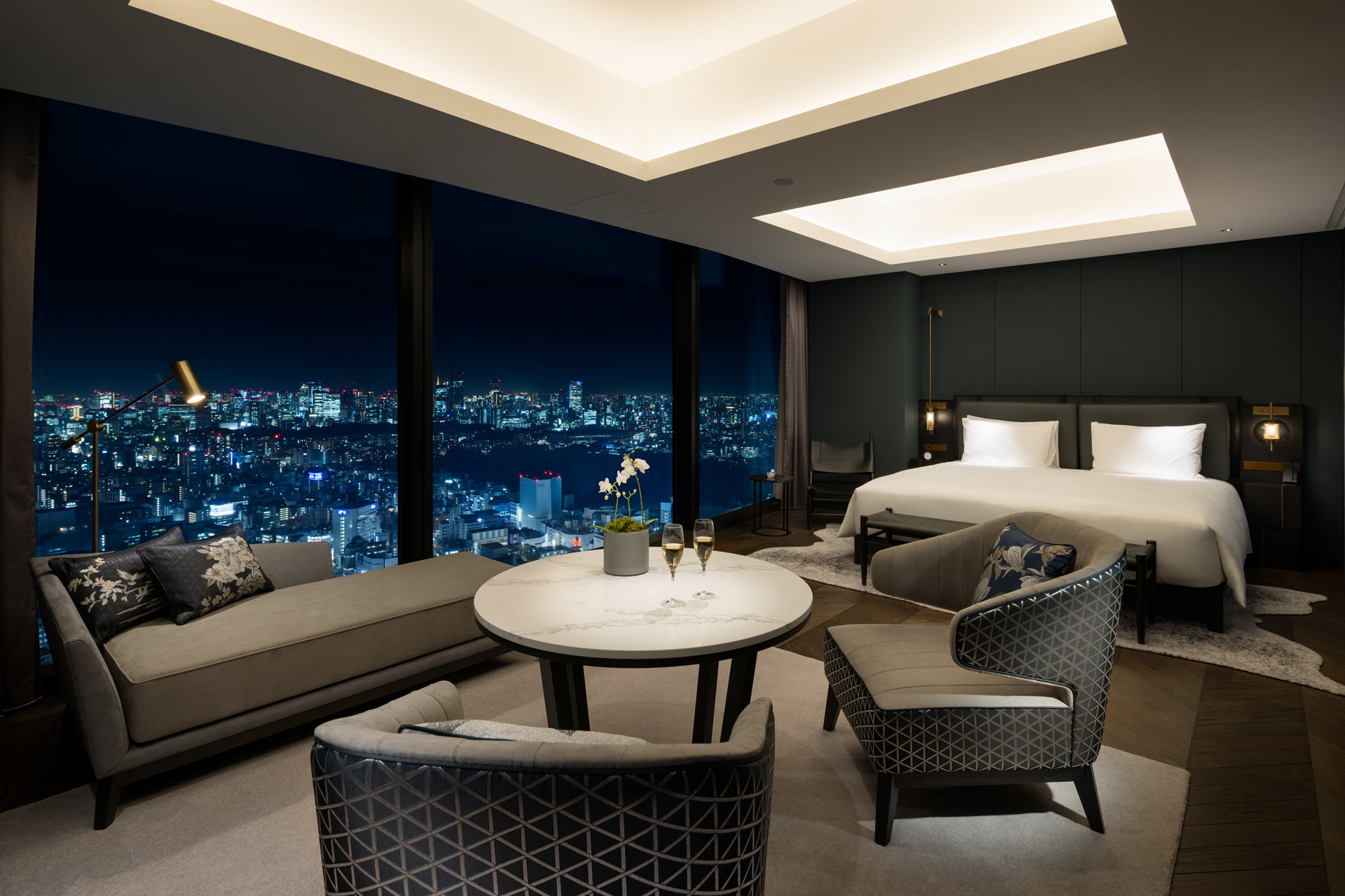 Pan Pacific Tokyo Guestroom with View
