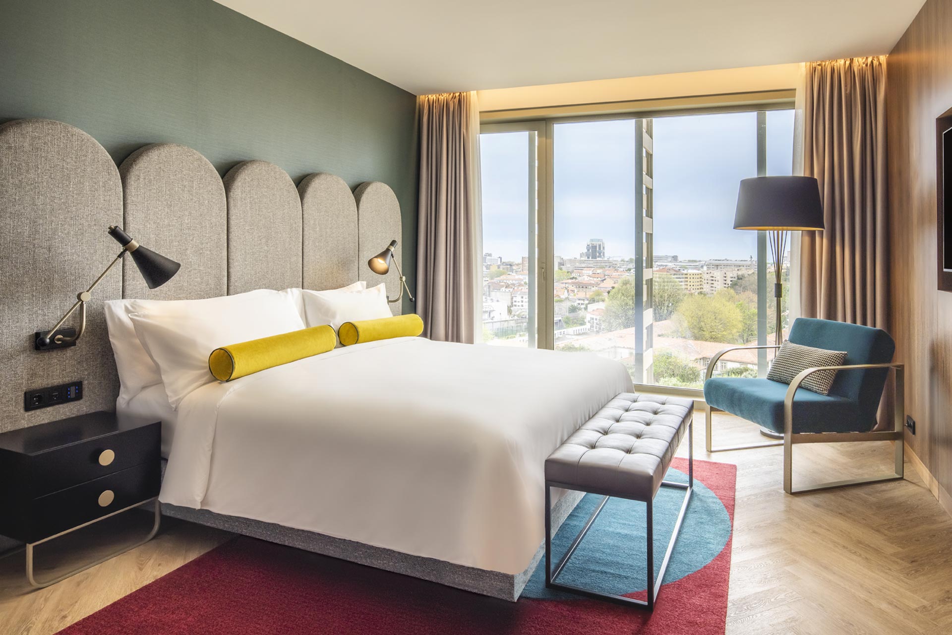 Renaissance Porto Guestroom Interiors