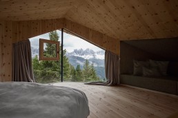 Forestis Lodge with Mountain View
