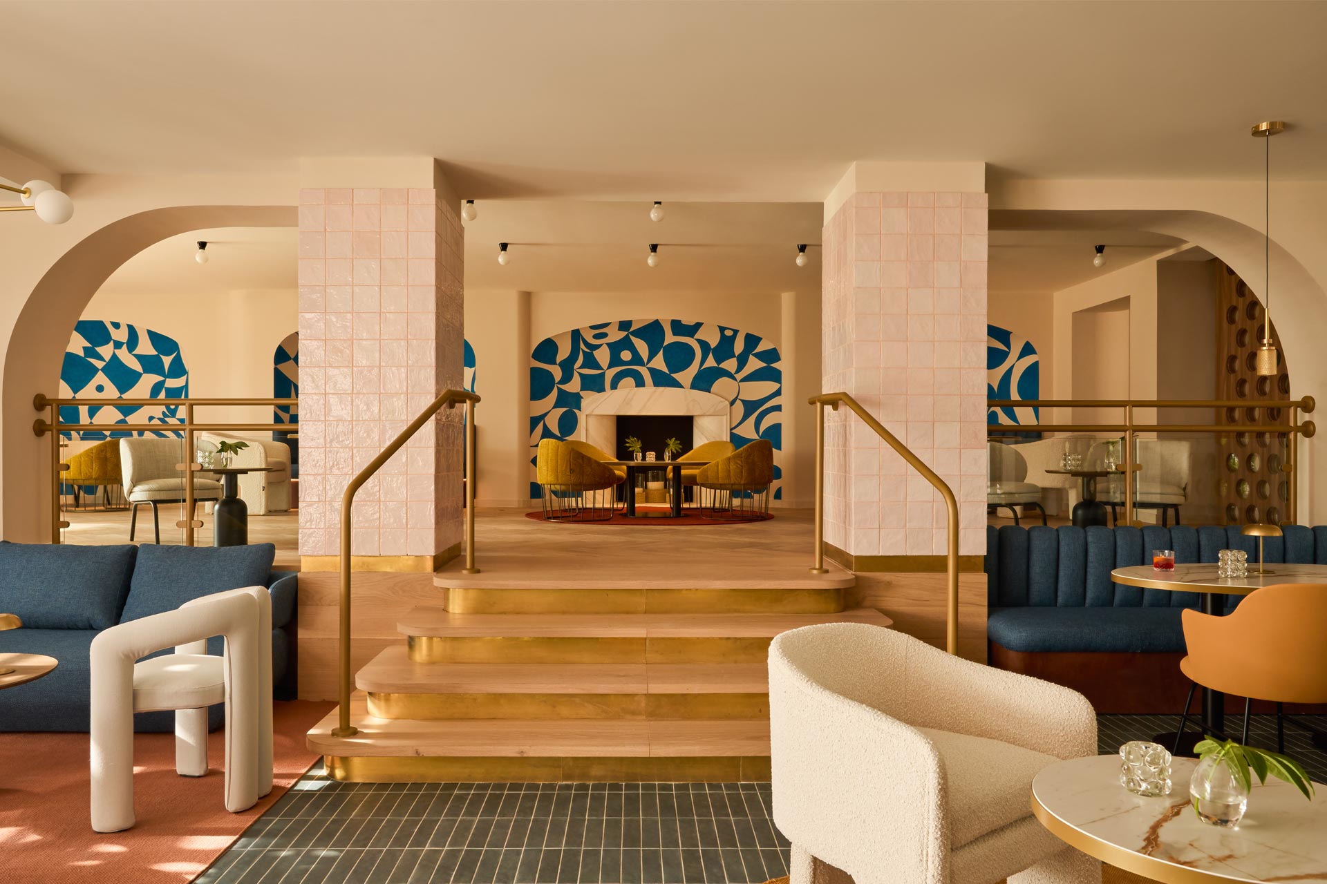 Kimpton Los Monteros Hotel Azul Bar