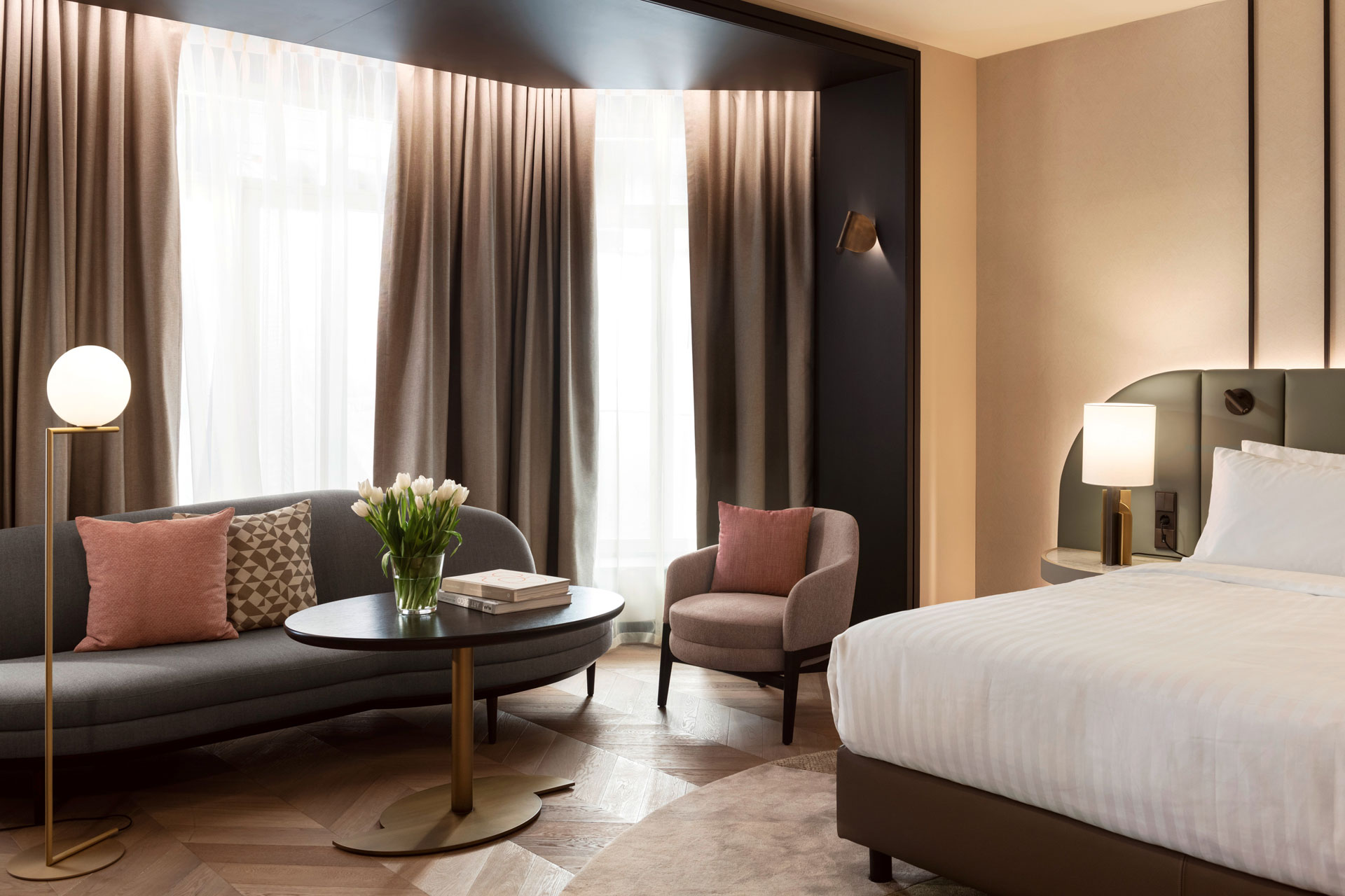 Luxembourg Marriott Hotel Alfa guestroom