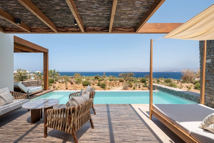 Vione Paros balcony