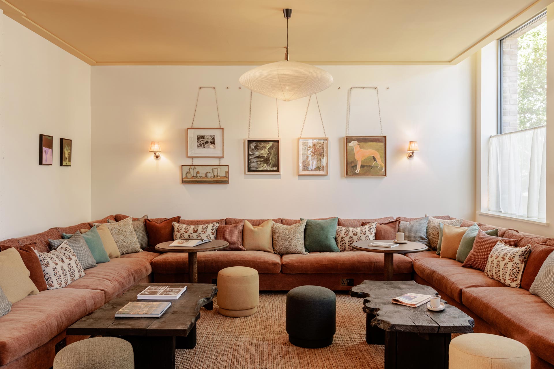 Wilde, Cambridge City Centre lobby