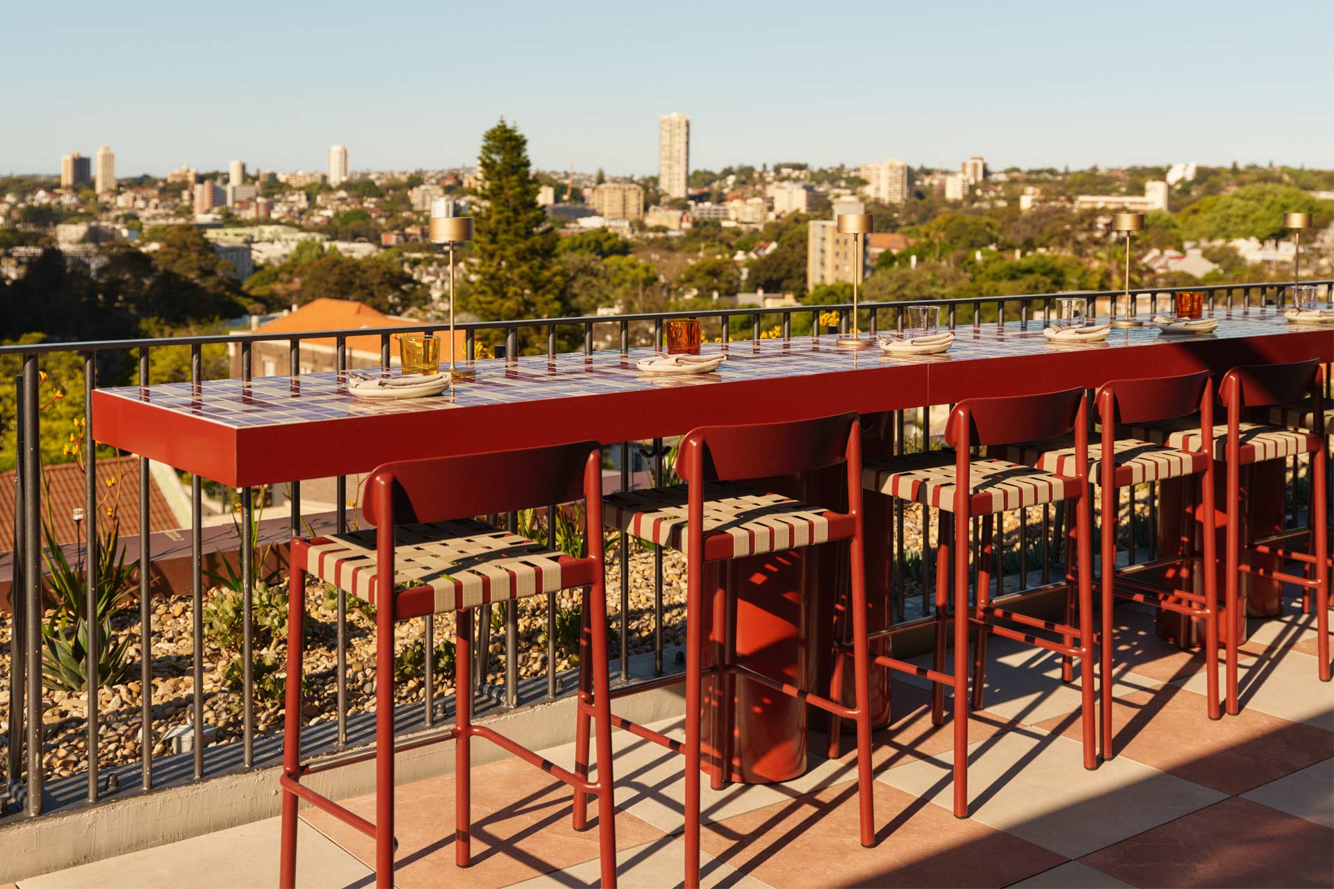 25hours Hotel The Olympia bar