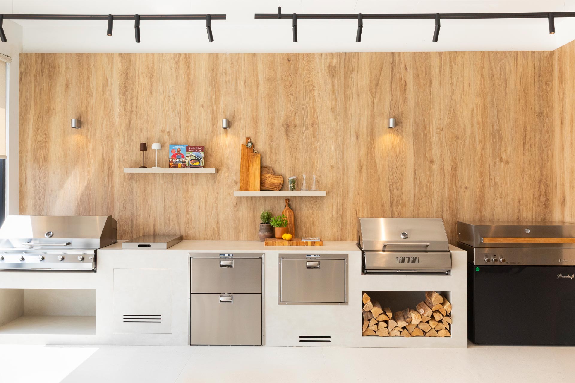 Sanipex showroom outdoor cooking