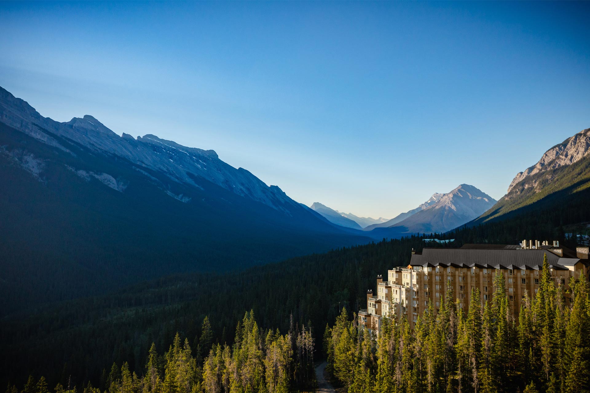 Rimrock Banff exterior