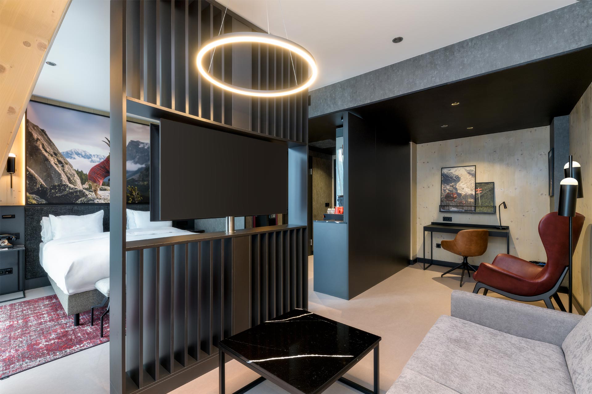 Radisson Red Tyrol suite