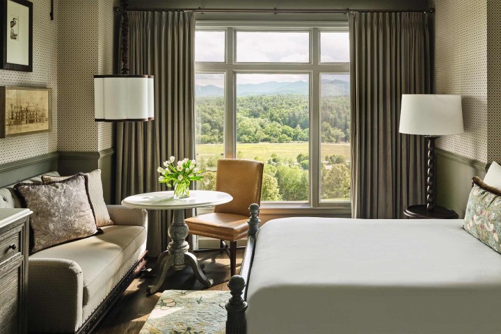 The Inn on Biltmore Estate guestroom