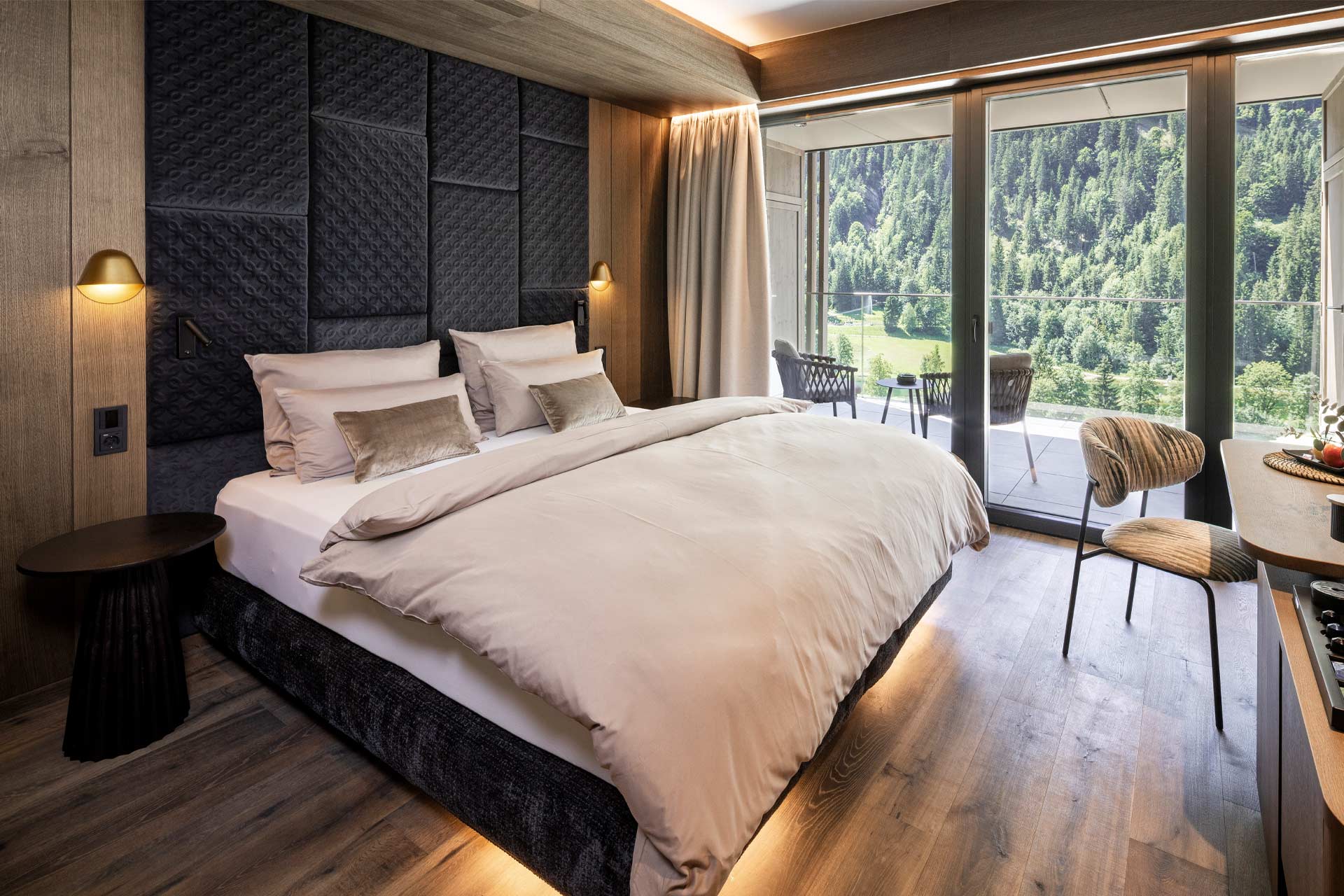 Hotel Lürzerhof guestroom