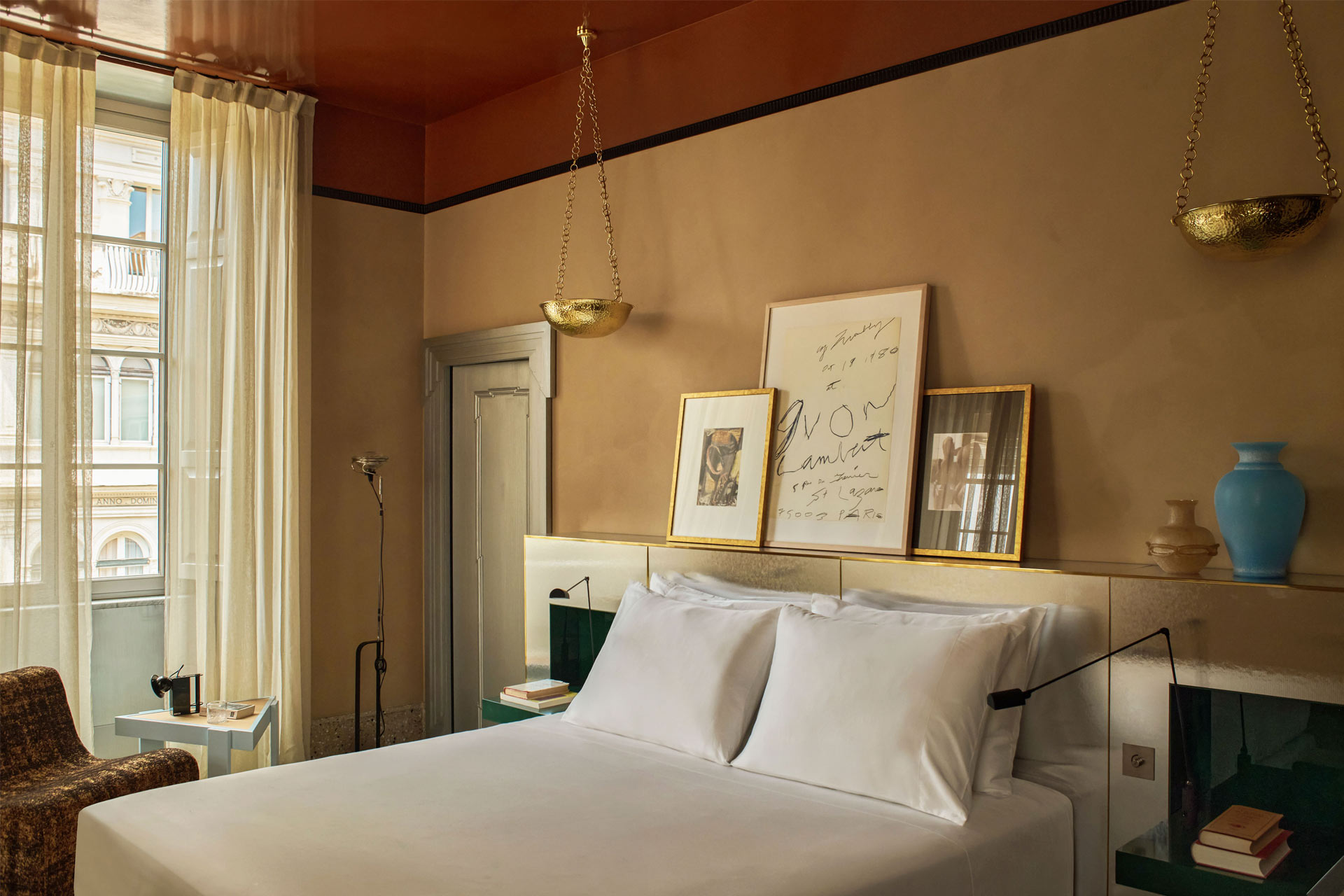 Experimental Roma guestroom