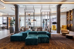 Milan Marriott Hotel lobby